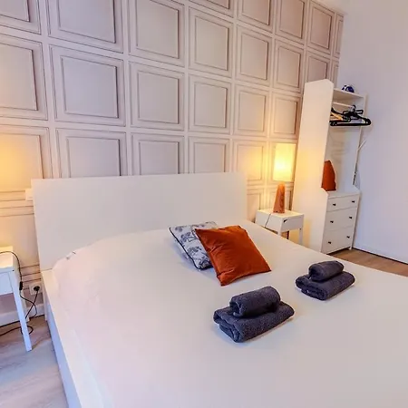 Rue De France - Proche Magnifique 2 Pièces Ac Appartement